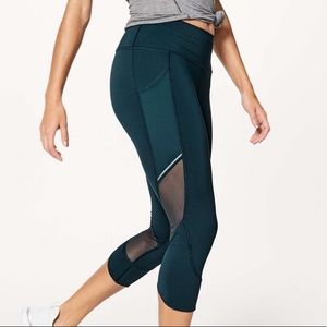 Lululemon Home Stretch Crop